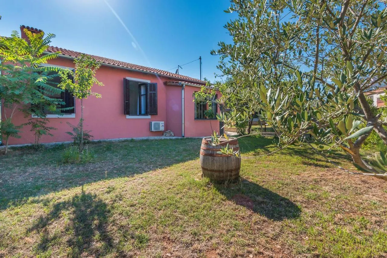 Apartmani Elio Pola Appartamento